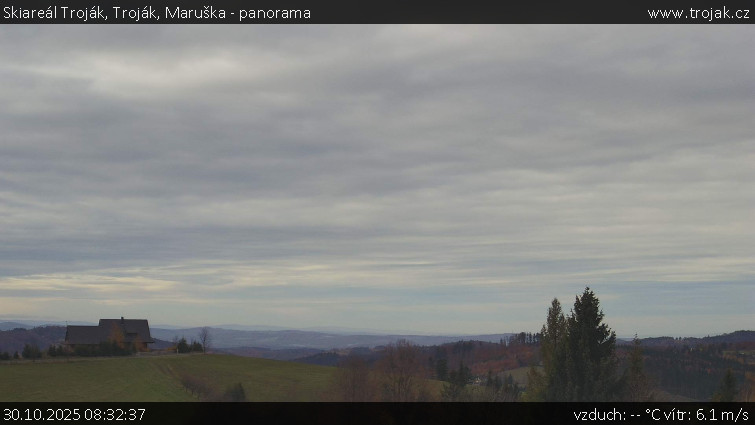 Skiareál Troják - Troják, Maruška - panorama - 30.10.2025 v 08:32 Skiareál Troják - Troják, Maruška - panorama - 30.10.2025 v 08:32