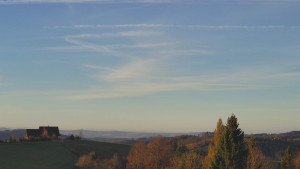 Skiareál Troják - Troják, Maruška - panorama - 5.11.2025 v 07:32 Skiareál Troják - Troják, Maruška - panorama - 5.11.2025 v 07:32