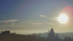 Skiareál Troják - Troják, Maruška - panorama - 18.12.2025 v 15:02 Skiareál Troják - Troják, Maruška - panorama - 18.12.2025 v 15:02