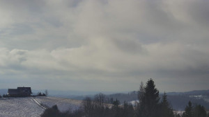 Skiareál Troják - Troják, Maruška - panorama - 31.12.2025 v 11:02 Skiareál Troják - Troják, Maruška - panorama - 31.12.2025 v 11:02