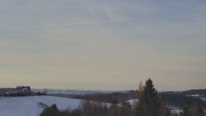 Skiareál Troják - Troják, Maruška - panorama - 5.1.2026 v 08:32 Skiareál Troják - Troják, Maruška - panorama - 5.1.2026 v 08:32