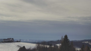 Skiareál Troják - Troják, Maruška - panorama - 5.1.2026 v 11:32 Skiareál Troják - Troják, Maruška - panorama - 5.1.2026 v 11:32