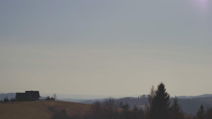 Skiareál Troják - Troják, Maruška - panorama - 18.3.2026 v 14:31 Skiareál Troják - Troják, Maruška - panorama - 18.3.2026 v 14:31