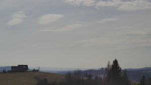 Skiareál Troják - Troják, Maruška - panorama - 25.3.2026 v 12:02 Skiareál Troják - Troják, Maruška - panorama - 25.3.2026 v 12:02