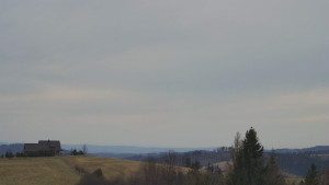Skiareál Troják - Troják, Maruška - panorama - 25.3.2026 v 17:32 Skiareál Troják - Troják, Maruška - panorama - 25.3.2026 v 17:32