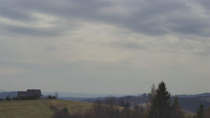 Skiareál Troják - Troják, Maruška - panorama - 2.4.2026 v 13:02 Skiareál Troják - Troják, Maruška - panorama - 2.4.2026 v 13:02