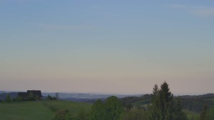 Skiareál Troják - Troják, Maruška - panorama - 19.5.2026 v 05:32 Skiareál Troják - Troják, Maruška - panorama - 19.5.2026 v 05:32