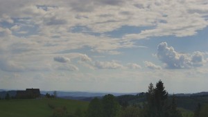 Skiareál Troják - Troják, Maruška - panorama - 19.5.2026 v 15:32 Skiareál Troják - Troják, Maruška - panorama - 19.5.2026 v 15:32