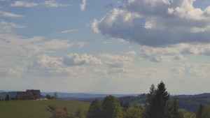 Skiareál Troják - Troják, Maruška - panorama - 19.5.2026 v 16:32 Skiareál Troják - Troják, Maruška - panorama - 19.5.2026 v 16:32