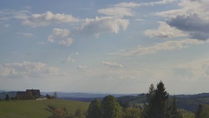 Skiareál Troják - Troják, Maruška - panorama - 19.5.2026 v 17:02 Skiareál Troják - Troják, Maruška - panorama - 19.5.2026 v 17:02