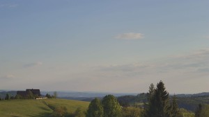 Skiareál Troják - Troják, Maruška - panorama - 19.5.2026 v 19:02 Skiareál Troják - Troják, Maruška - panorama - 19.5.2026 v 19:02