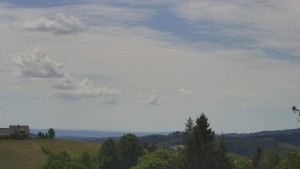 Skiareál Troják - Troják, Maruška - panorama - 9.6.2026 v 12:32 Skiareál Troják - Troják, Maruška - panorama - 9.6.2026 v 12:32