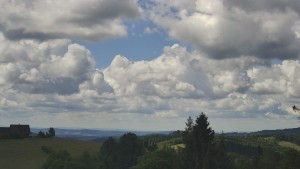 Skiareál Troják - Troják, Maruška - panorama - 12.6.2026 v 11:02 Skiareál Troják - Troják, Maruška - panorama - 12.6.2026 v 11:02