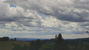 Skiareál Troják - Troják, Maruška - panorama - 12.6.2026 v 14:02 Skiareál Troják - Troják, Maruška - panorama - 12.6.2026 v 14:02