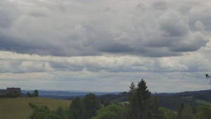 Skiareál Troják - Troják, Maruška - panorama - 12.6.2026 v 16:02 Skiareál Troják - Troják, Maruška - panorama - 12.6.2026 v 16:02