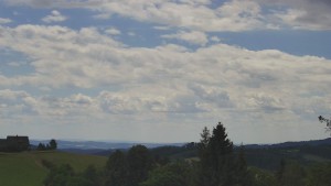Skiareál Troják - Troják, Maruška - panorama - 11.7.2026 v 13:32 Skiareál Troják - Troják, Maruška - panorama - 11.7.2026 v 13:32
