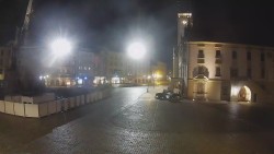 Upper Square