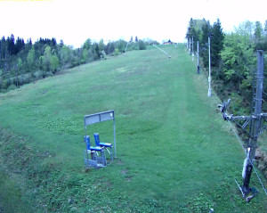 Skiareál Troják - Kamera u nástupu na vlek svah A - 16.4.2024 v 06:01 Skiareál Troják - Kamera u nástupu na vlek svah A - 16.4.2024 v 06:01