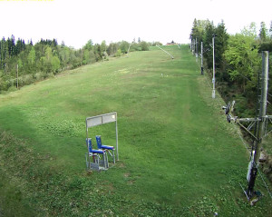 Skiareál Troják - Kamera u nástupu na vlek svah A - 16.4.2024 v 18:01 Skiareál Troják - Kamera u nástupu na vlek svah A - 16.4.2024 v 18:01