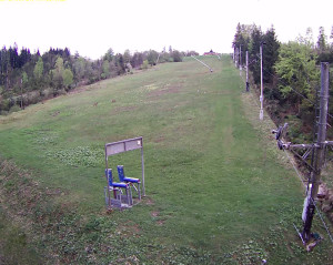 Skiareál Troják - Kamera u nástupu na vlek svah A - 16.4.2024 v 19:01 Skiareál Troják - Kamera u nástupu na vlek svah A - 16.4.2024 v 19:01