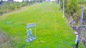 Skiareál Troják - Kamera u nástupu na vlek svah A - 21.5.2025 v 19:00 Skiareál Troják - Kamera u nástupu na vlek svah A - 21.5.2025 v 19:00