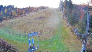 Skiareál Troják - Kamera u nástupu na vlek svah A - 26.10.2025 v 07:05 Skiareál Troják - Kamera u nástupu na vlek svah A - 26.10.2025 v 07:05