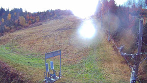 Skiareál Troják - Kamera u nástupu na vlek svah A - 26.10.2025 v 07:50 Skiareál Troják - Kamera u nástupu na vlek svah A - 26.10.2025 v 07:50