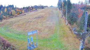 Skiareál Troják - Kamera u nástupu na vlek svah A - 26.10.2025 v 08:20 Skiareál Troják - Kamera u nástupu na vlek svah A - 26.10.2025 v 08:20