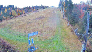 Skiareál Troják - Kamera u nástupu na vlek svah A - 26.10.2025 v 08:25 Skiareál Troják - Kamera u nástupu na vlek svah A - 26.10.2025 v 08:25