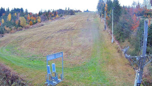 Skiareál Troják - Kamera u nástupu na vlek svah A - 26.10.2025 v 10:15 Skiareál Troják - Kamera u nástupu na vlek svah A - 26.10.2025 v 10:15