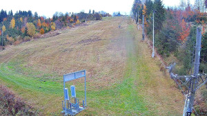 Skiareál Troják - Kamera u nástupu na vlek svah A - 26.10.2025 v 10:50 Skiareál Troják - Kamera u nástupu na vlek svah A - 26.10.2025 v 10:50
