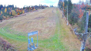 Skiareál Troják - Kamera u nástupu na vlek svah A - 26.10.2025 v 11:40 Skiareál Troják - Kamera u nástupu na vlek svah A - 26.10.2025 v 11:40