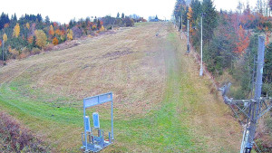 Skiareál Troják - Kamera u nástupu na vlek svah A - 26.10.2025 v 11:45 Skiareál Troják - Kamera u nástupu na vlek svah A - 26.10.2025 v 11:45