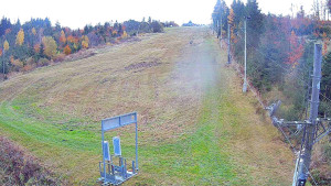 Skiareál Troják - Kamera u nástupu na vlek svah A - 26.10.2025 v 12:00 Skiareál Troják - Kamera u nástupu na vlek svah A - 26.10.2025 v 12:00