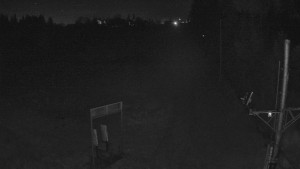 Skiareál Troják - Kamera u nástupu na vlek svah A - 31.10.2025 v 05:00 Skiareál Troják - Kamera u nástupu na vlek svah A - 31.10.2025 v 05:00