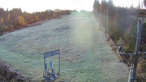 Skiareál Troják - Kamera u nástupu na vlek svah A - 31.10.2025 v 06:15 Skiareál Troják - Kamera u nástupu na vlek svah A - 31.10.2025 v 06:15