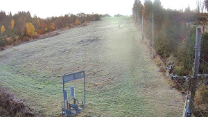 Skiareál Troják - Kamera u nástupu na vlek svah A - 31.10.2025 v 06:40 Skiareál Troják - Kamera u nástupu na vlek svah A - 31.10.2025 v 06:40