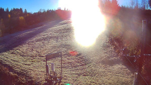 Skiareál Troják - Kamera u nástupu na vlek svah A - 31.10.2025 v 07:50 Skiareál Troják - Kamera u nástupu na vlek svah A - 31.10.2025 v 07:50