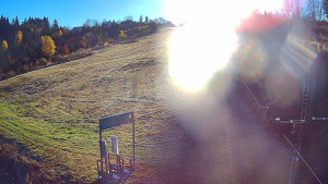 Skiareál Troják - Kamera u nástupu na vlek svah A - 31.10.2025 v 08:25 Skiareál Troják - Kamera u nástupu na vlek svah A - 31.10.2025 v 08:25