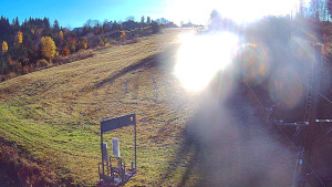 Skiareál Troják - Kamera u nástupu na vlek svah A - 31.10.2025 v 08:45 Skiareál Troják - Kamera u nástupu na vlek svah A - 31.10.2025 v 08:45