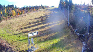 Skiareál Troják - Kamera u nástupu na vlek svah A - 31.10.2025 v 11:05 Skiareál Troják - Kamera u nástupu na vlek svah A - 31.10.2025 v 11:05