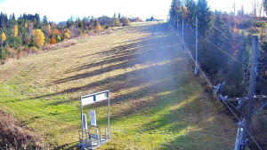 Skiareál Troják - Kamera u nástupu na vlek svah A - 31.10.2025 v 11:15 Skiareál Troják - Kamera u nástupu na vlek svah A - 31.10.2025 v 11:15