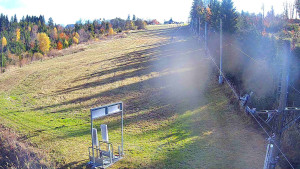 Skiareál Troják - Kamera u nástupu na vlek svah A - 31.10.2025 v 11:20 Skiareál Troják - Kamera u nástupu na vlek svah A - 31.10.2025 v 11:20