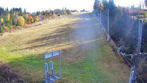 Skiareál Troják - Kamera u nástupu na vlek svah A - 31.10.2025 v 11:50 Skiareál Troják - Kamera u nástupu na vlek svah A - 31.10.2025 v 11:50