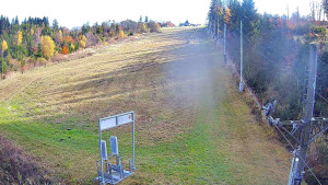 Skiareál Troják - Kamera u nástupu na vlek svah A - 31.10.2025 v 12:05 Skiareál Troják - Kamera u nástupu na vlek svah A - 31.10.2025 v 12:05