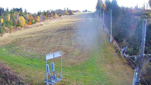 Skiareál Troják - Kamera u nástupu na vlek svah A - 31.10.2025 v 12:50 Skiareál Troják - Kamera u nástupu na vlek svah A - 31.10.2025 v 12:50