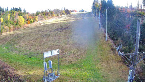 Skiareál Troják - Kamera u nástupu na vlek svah A - 31.10.2025 v 13:30 Skiareál Troják - Kamera u nástupu na vlek svah A - 31.10.2025 v 13:30