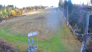 Skiareál Troják - Kamera u nástupu na vlek svah A - 31.10.2025 v 14:00 Skiareál Troják - Kamera u nástupu na vlek svah A - 31.10.2025 v 14:00