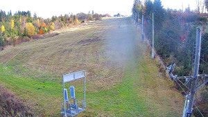 Skiareál Troják - Kamera u nástupu na vlek svah A - 31.10.2025 v 14:05 Skiareál Troják - Kamera u nástupu na vlek svah A - 31.10.2025 v 14:05