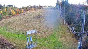 Skiareál Troják - Kamera u nástupu na vlek svah A - 31.10.2025 v 14:35 Skiareál Troják - Kamera u nástupu na vlek svah A - 31.10.2025 v 14:35